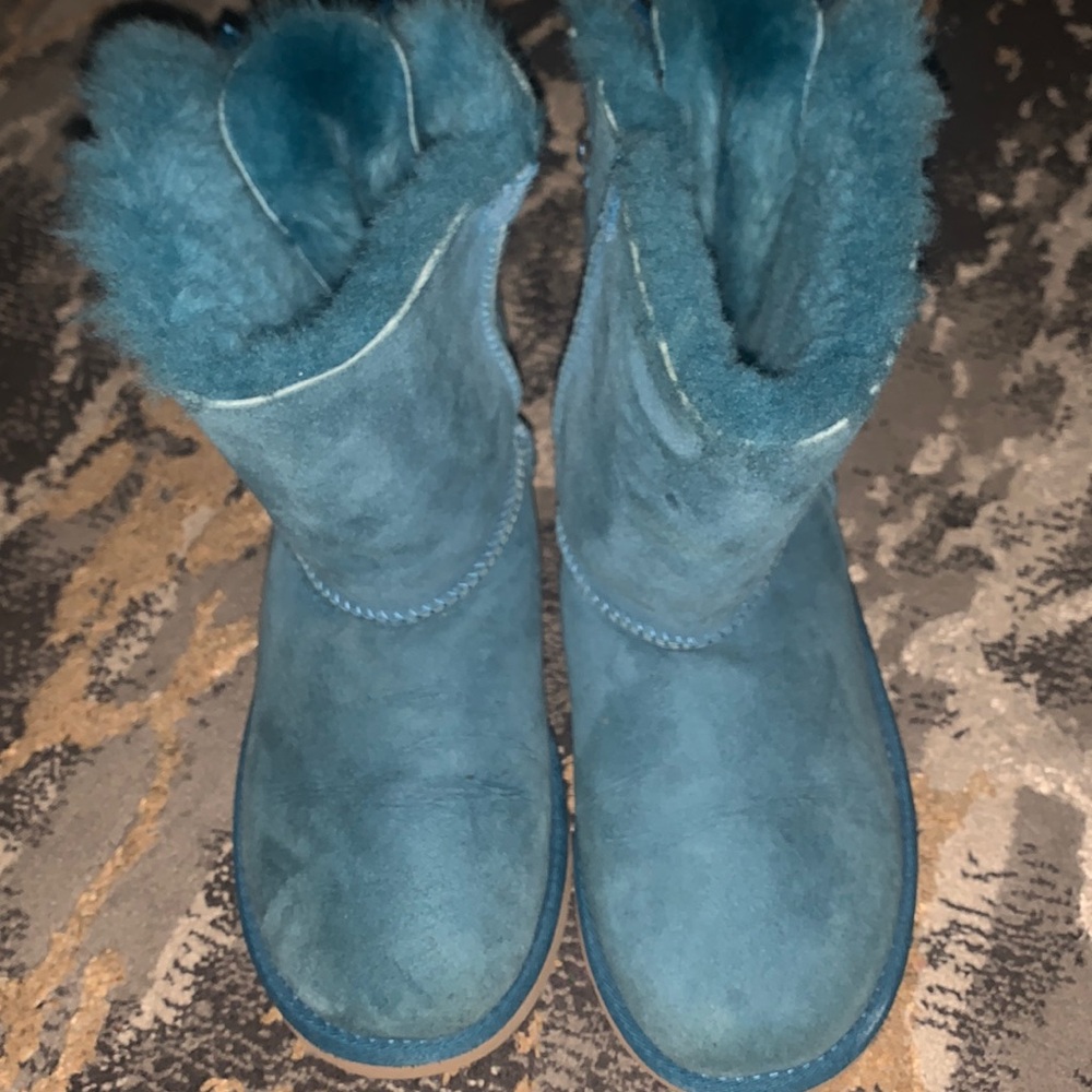UGG Bailey Bow II